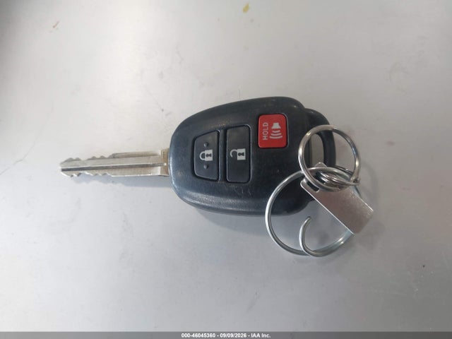 Aukcja sprzedaży 2017 Toyota Rav4 Xle, vin: JTMRFREVXHJ120117, numer aukcji: 46045360