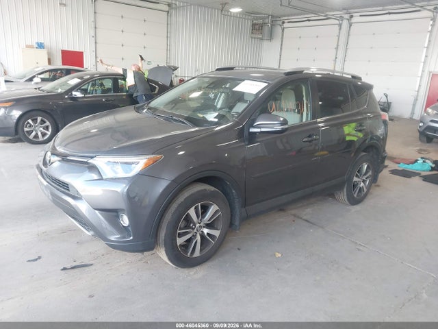 Aukcja sprzedaży 2017 Toyota Rav4 Xle, vin: JTMRFREVXHJ120117, numer aukcji: 46045360