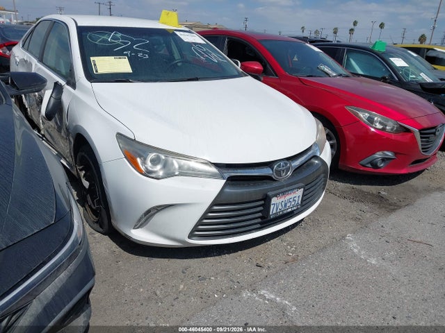 Toyota CAMRY LE 2017 4T1BF1FK1HU368354 zdjęcie główne