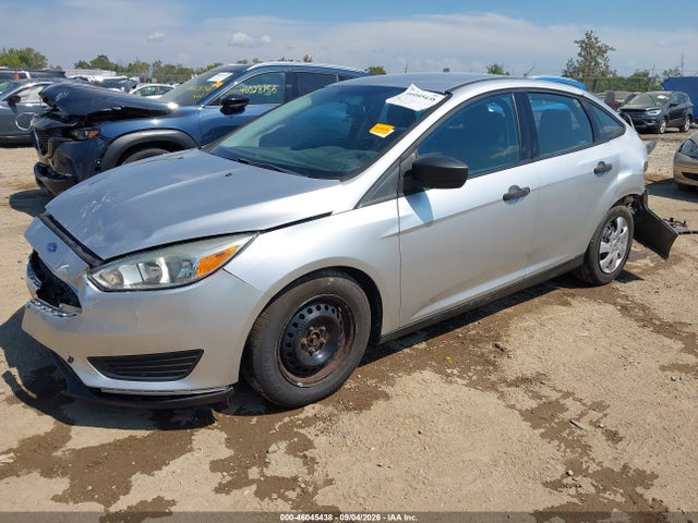 2018 Ford Focus S მანქანა იყიდება აუქციონზე, vin: 1FADP3E28JL310217, აუქციონის ნომერი: 46045438