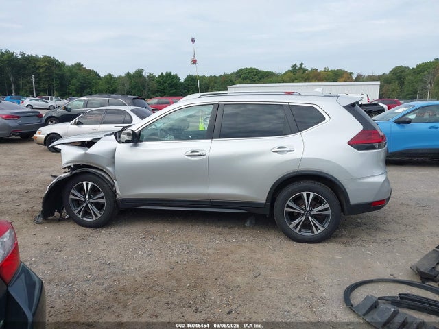 46045454 :رقم المزاد ، 5N1AT2MV6LC787824 vin ، 2020 Nissan Rogue Sv Intelligent Awd مزاد بيع