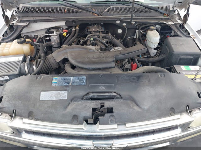 Aukcja sprzedaży 2004 Chevrolet Suburban 1500 Ls, vin: 3GNFK16T94G330353, numer aukcji: 46045458