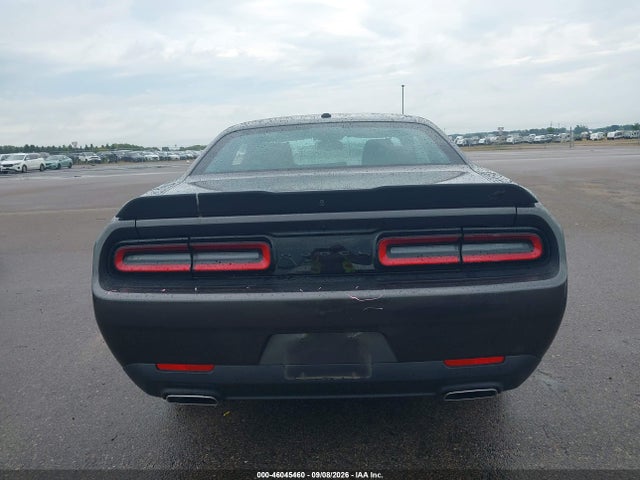 Продаж на аукціоні авто 2023 Dodge Challenger Sxt Awd, vin: 2C3CDZGG0PH659277, номер лоту: 46045460