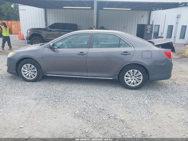 46045475 :رقم المزاد ، 4T1BF1FK4EU368232 vin ، 2014 Toyota Camry Le مزاد بيع