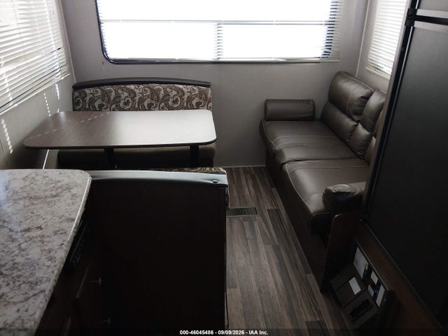 46045486 :رقم المزاد ، 4YDT20226J7240908 vin ، 2018 Keystone Rv Other مزاد بيع