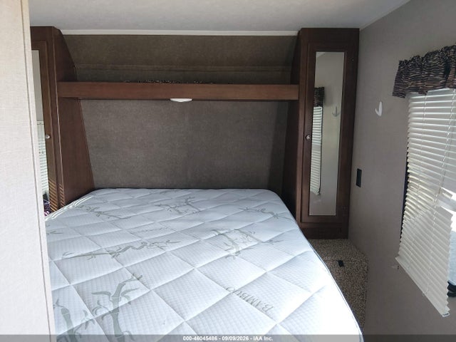 46045486 :رقم المزاد ، 4YDT20226J7240908 vin ، 2018 Keystone Rv Other مزاد بيع