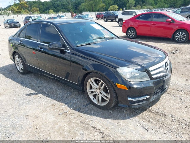 2012 Mercedes-benz C 300 Sport 4matic მანქანა იყიდება აუქციონზე, vin: WDDGF8BB6CR195411, აუქციონის ნომერი: 46045515