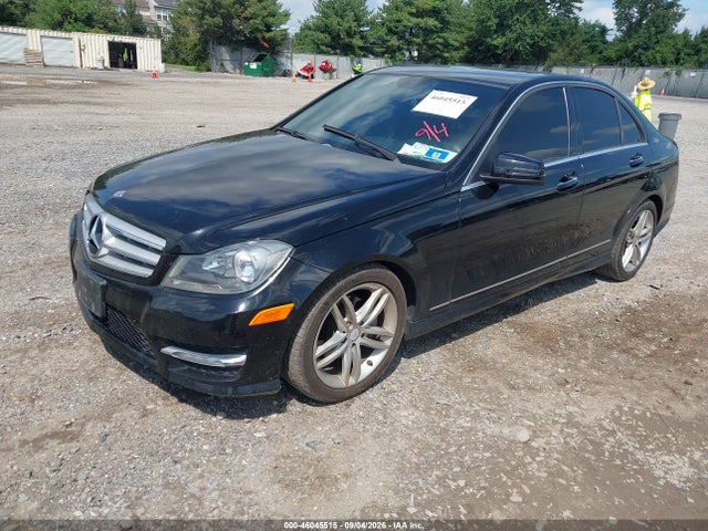 2012 Mercedes-benz C 300 Sport 4matic მანქანა იყიდება აუქციონზე, vin: WDDGF8BB6CR195411, აუქციონის ნომერი: 46045515