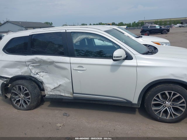 Продаж на аукціоні авто 2016 Mitsubishi Outlander Se, vin: JA4AZ3A31GZ025266, номер лоту: 46045562