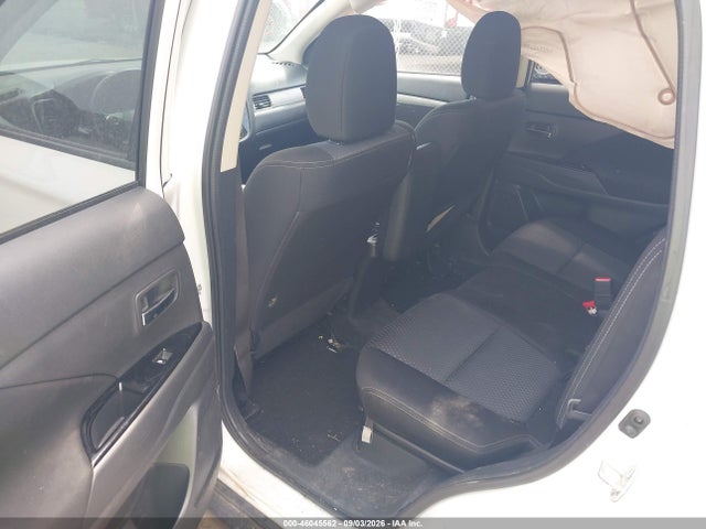 Продаж на аукціоні авто 2016 Mitsubishi Outlander Se, vin: JA4AZ3A31GZ025266, номер лоту: 46045562