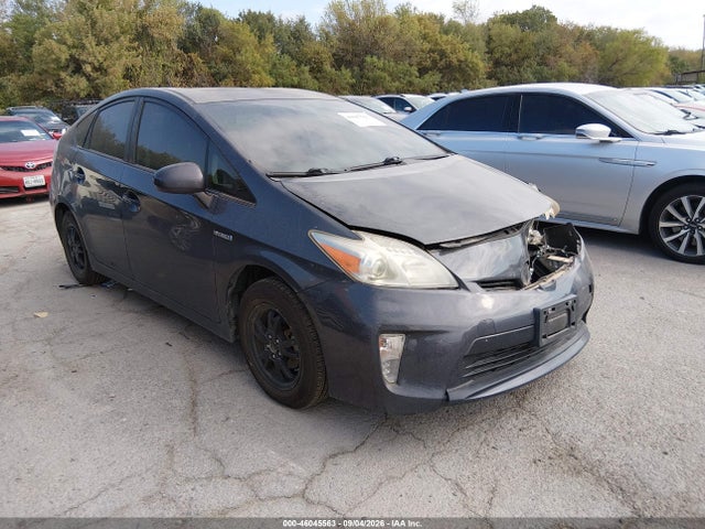 Продажа на аукционе авто 2013 Toyota Prius Two, vin: JTDKN3DU7D5697927, номер лота: 46045563