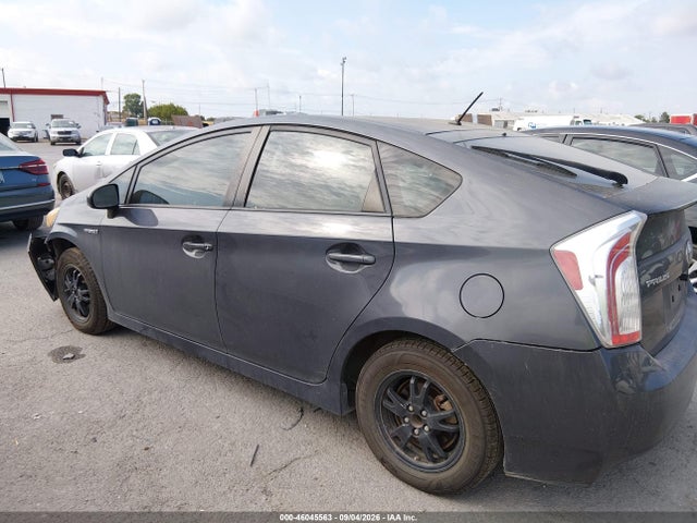 2013 Toyota Prius Two მანქანა იყიდება აუქციონზე, vin: JTDKN3DU7D5697927, აუქციონის ნომერი: 46045563