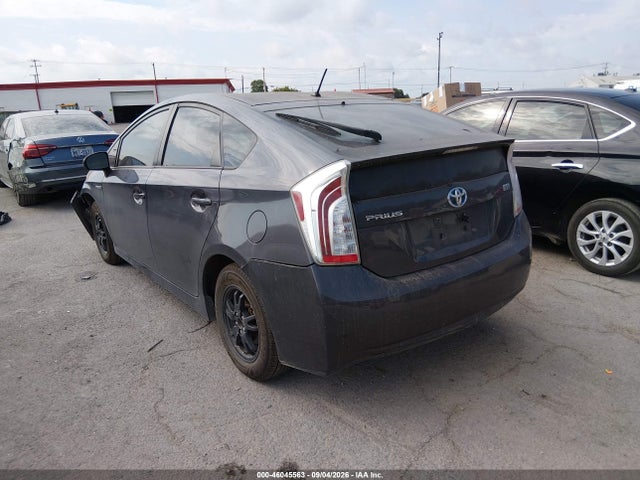 2013 Toyota Prius Two მანქანა იყიდება აუქციონზე, vin: JTDKN3DU7D5697927, აუქციონის ნომერი: 46045563