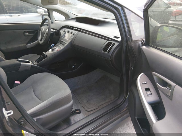 2013 Toyota Prius Two მანქანა იყიდება აუქციონზე, vin: JTDKN3DU7D5697927, აუქციონის ნომერი: 46045563