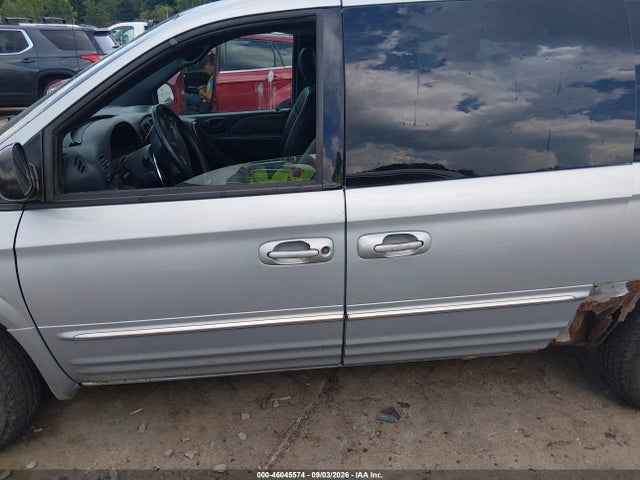 Продаж на аукціоні авто 2002 Chrysler Town & Country Lxi, vin: 2C4GT54L92R589582, номер лоту: 46045574