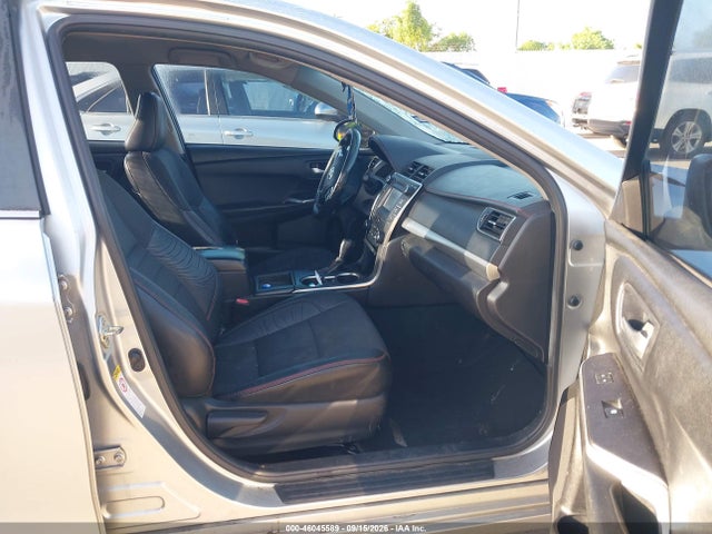 4T1BF1FK3HU401435 Toyota CAMRY SE
