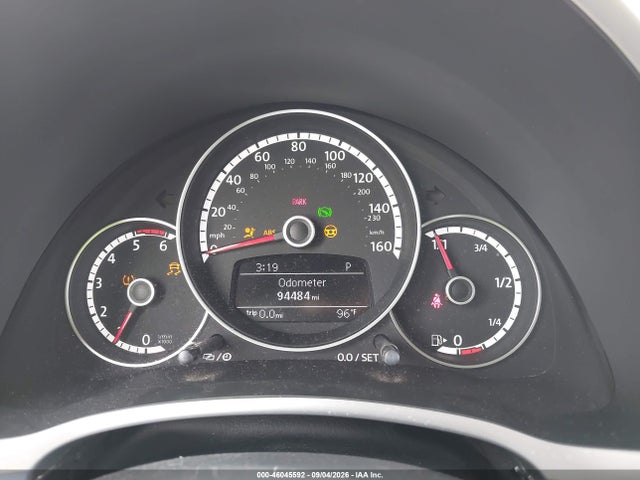 2014 Volkswagen Beetle 2.0l Tdi მანქანა იყიდება აუქციონზე, vin: 3VWJL7AT0EM656746, აუქციონის ნომერი: 46045592