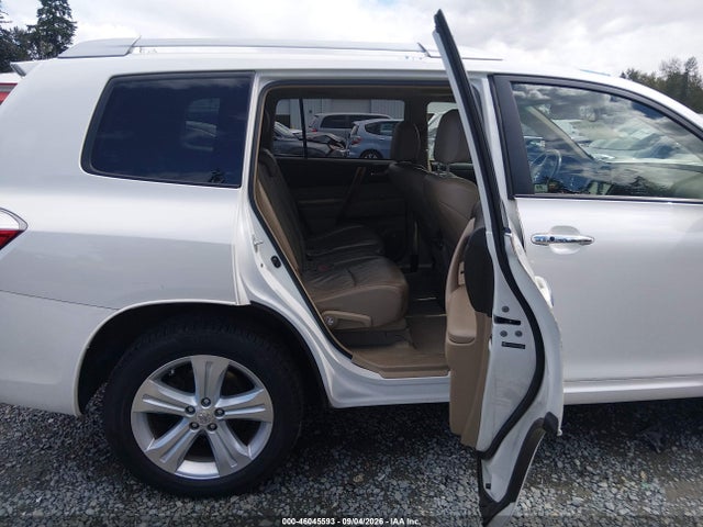 46045593 :رقم المزاد ، JTEES42AX82070226 vin ، 2008 Toyota Highlander Limited مزاد بيع