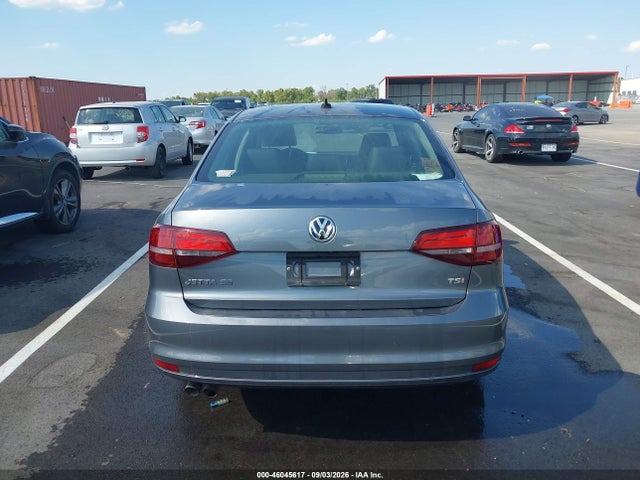 2017 Volkswagen Jetta 1.4t Se მანქანა იყიდება აუქციონზე, vin: 3VWDB7AJ8HM215952, აუქციონის ნომერი: 46045617