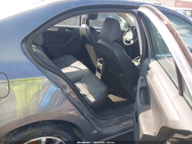 2017 Volkswagen Jetta 1.4t Se მანქანა იყიდება აუქციონზე, vin: 3VWDB7AJ8HM215952, აუქციონის ნომერი: 46045617