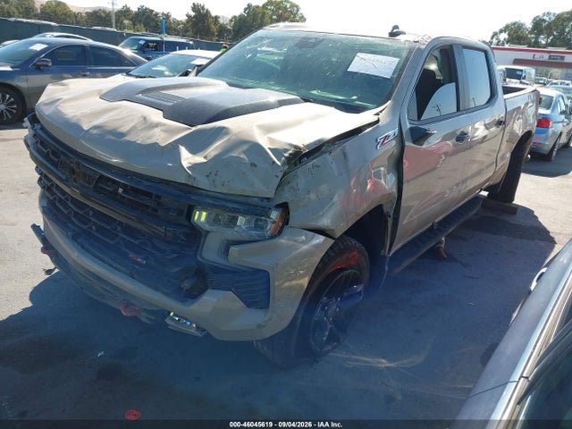 Chevrolet Silverado 1500 2022 3GCUDFED6NG677089 Image 2