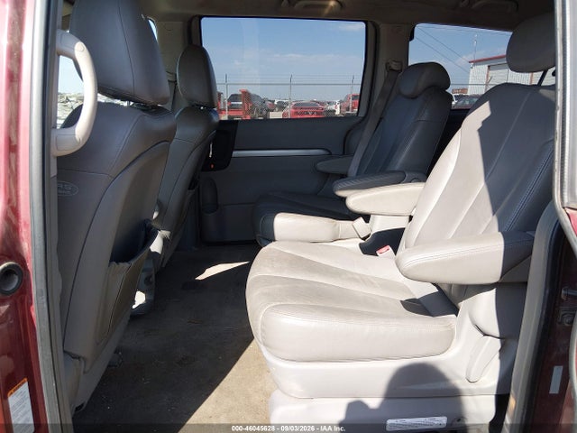46045628 :رقم المزاد ، KNDMC233176013289 vin ، 2007 Hyundai Entourage Gls/limited/se مزاد بيع