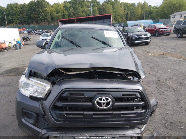 46045629 :رقم المزاد ، 3TMCZ5AN2HM090335 vin ، 2017 Toyota Tacoma Sr V6 مزاد بيع