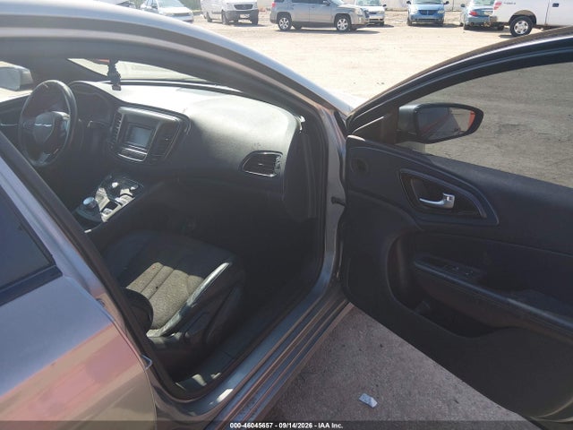 Chrysler 200 S 2015 1C3CCCBB8FN712048 Image 5
