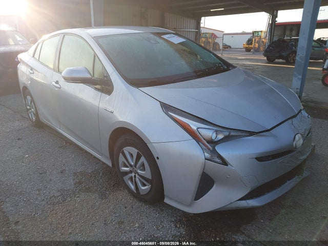46045681 :رقم المزاد ، JTDKBRFU8H3565673 vin ، 2017 Toyota Prius Two مزاد بيع