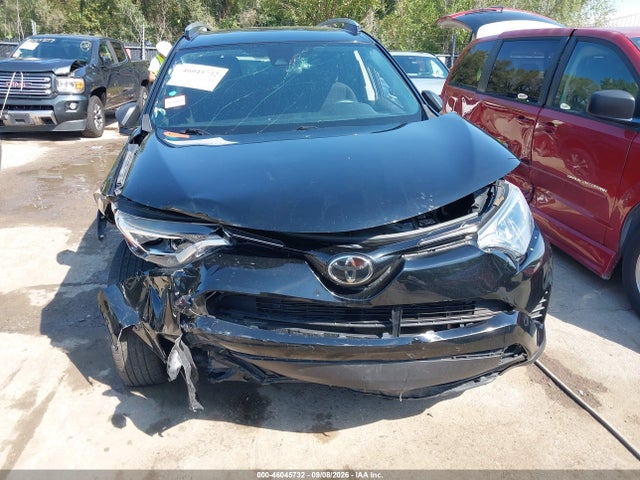 2018 Toyota Rav4 Le მანქანა იყიდება აუქციონზე, vin: 2T3BFREV3JW762770, აუქციონის ნომერი: 46045732