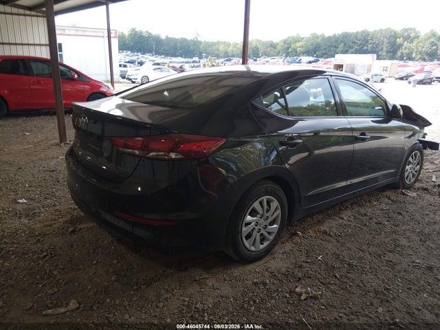 Hyundai ELANTRA SE 2018 5NPD74LF3JH236604 Image 4