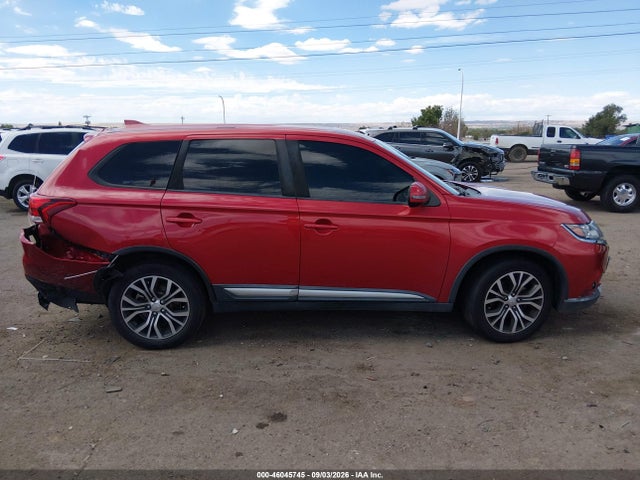 46045745 :رقم المزاد ، JA4AZ3A35JZ041445 vin ، 2018 Mitsubishi Outlander Se مزاد بيع