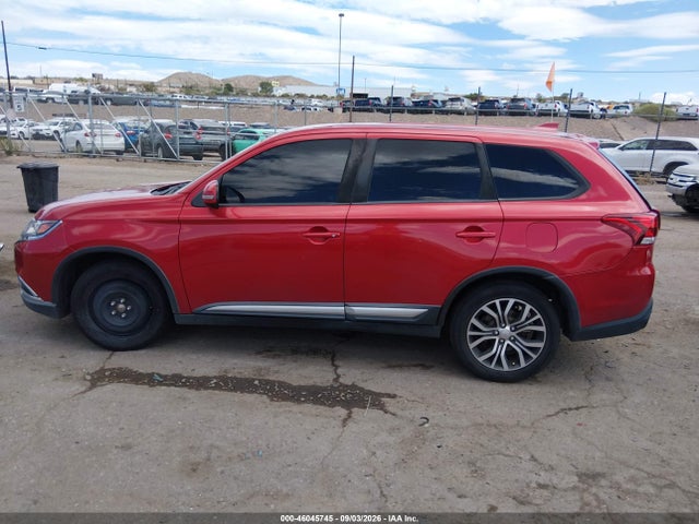 46045745 :رقم المزاد ، JA4AZ3A35JZ041445 vin ، 2018 Mitsubishi Outlander Se مزاد بيع