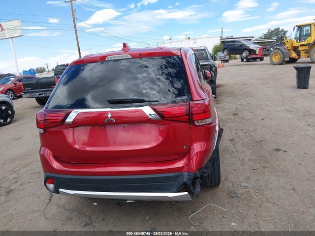 46045745 :رقم المزاد ، JA4AZ3A35JZ041445 vin ، 2018 Mitsubishi Outlander Se مزاد بيع