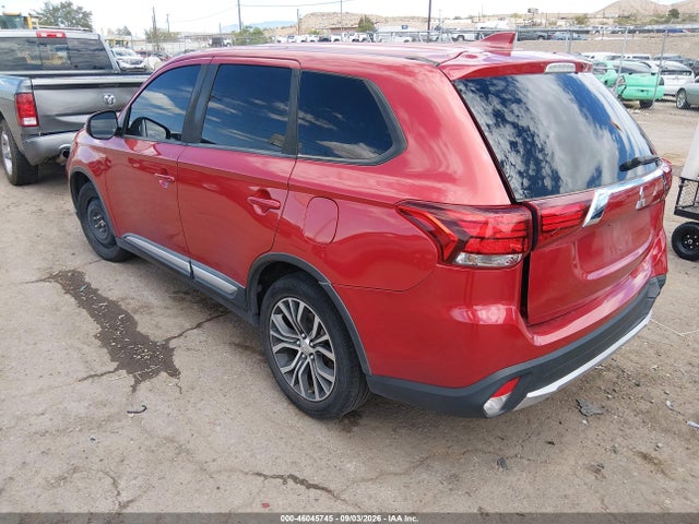 46045745 :رقم المزاد ، JA4AZ3A35JZ041445 vin ، 2018 Mitsubishi Outlander Se مزاد بيع