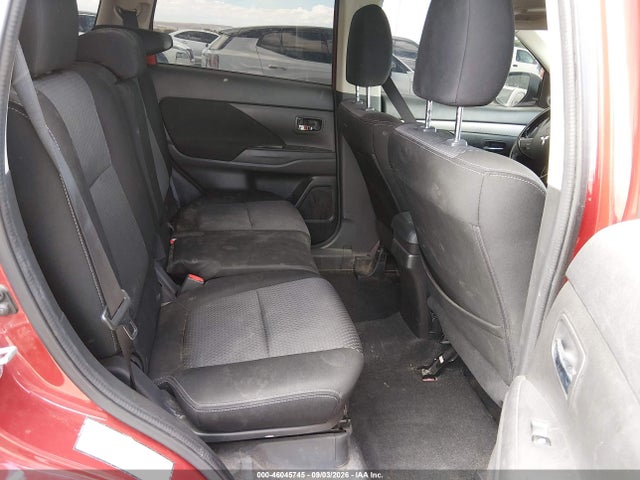 46045745 :رقم المزاد ، JA4AZ3A35JZ041445 vin ، 2018 Mitsubishi Outlander Se مزاد بيع