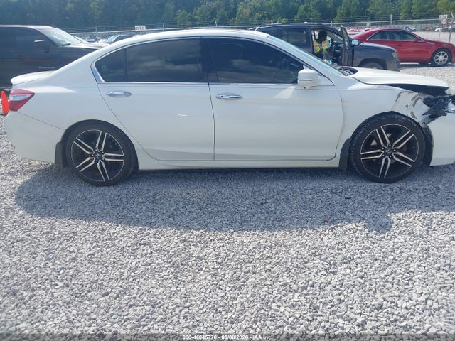 46045778 :رقم المزاد ، 1HGCR3F94HA003002 vin ، 2017 Honda Accord Touring V6 مزاد بيع