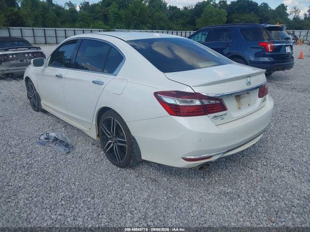 46045778 :رقم المزاد ، 1HGCR3F94HA003002 vin ، 2017 Honda Accord Touring V6 مزاد بيع