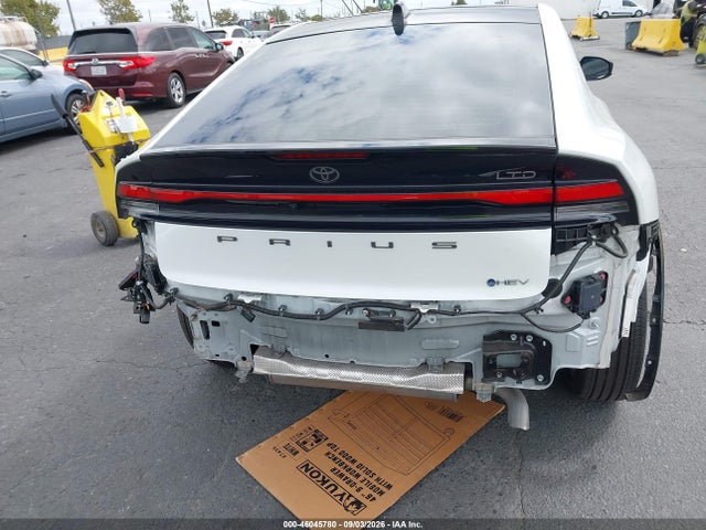 Toyota Prius Limited 2023 JTDACAAU6P3002038 Image 17