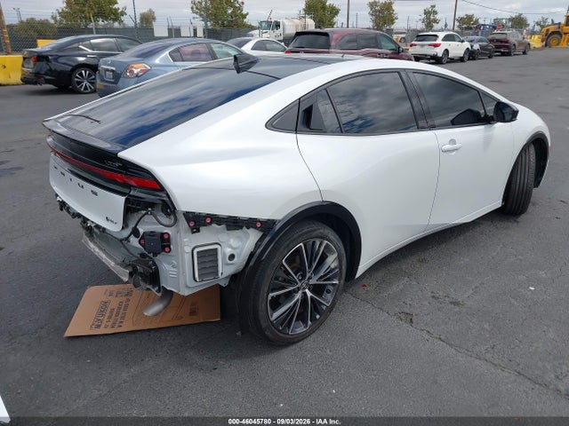 Toyota Prius Limited 2023 JTDACAAU6P3002038 Image 4