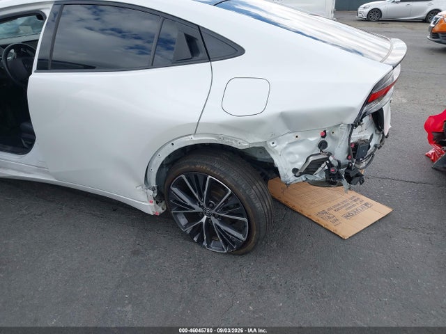 Toyota Prius Limited 2023 JTDACAAU6P3002038 Image 6