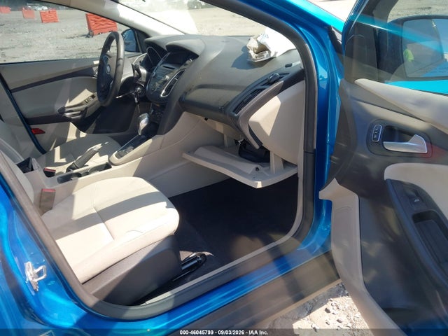 Aukcja sprzedaży 2015 Ford Focus Se, vin: 1FADP3F27FL227240, numer aukcji: 46045799