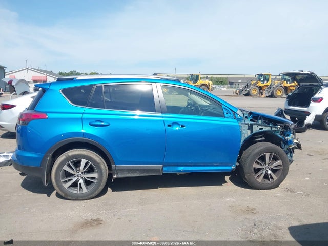 Продажа на аукционе авто 2018 Toyota Rav4 Xle, vin: JTMRFREVXJD254758, номер лота: 46045828