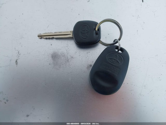 5TDXK3DC5FS605622 Toyota Sienna Se 8 Passenger