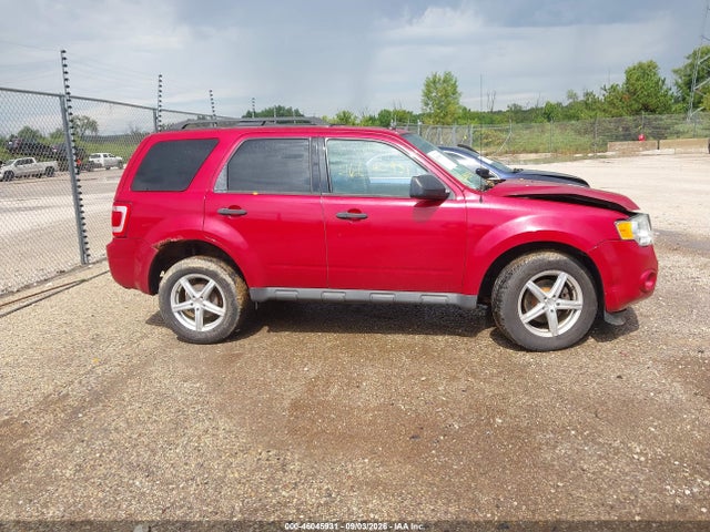 2011 Ford Escape Xlt მანქანა იყიდება აუქციონზე, vin: 1FMCU0D74BKA32736, აუქციონის ნომერი: 46045931