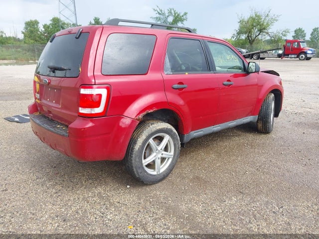 2011 Ford Escape Xlt მანქანა იყიდება აუქციონზე, vin: 1FMCU0D74BKA32736, აუქციონის ნომერი: 46045931