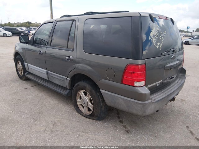 2004 Ford Expedition Xlt მანქანა იყიდება აუქციონზე, vin: 1FMRU15W54LA08139, აუქციონის ნომერი: 46045941