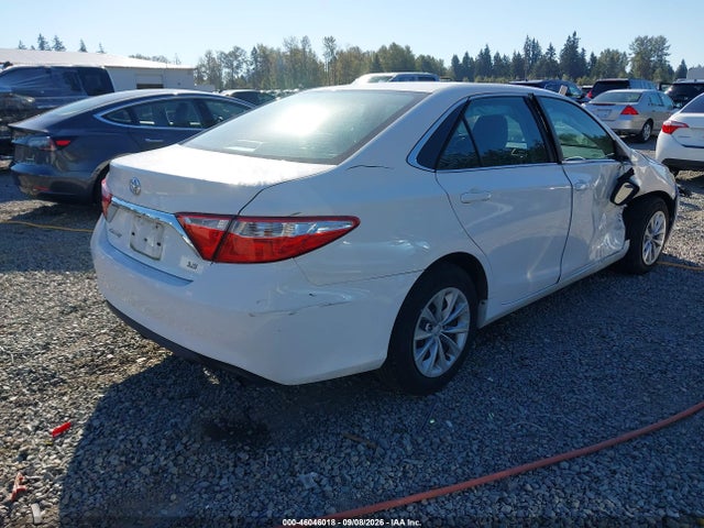 Toyota CAMRY LE 2016 4T4BF1FK2GR522039 Image 4