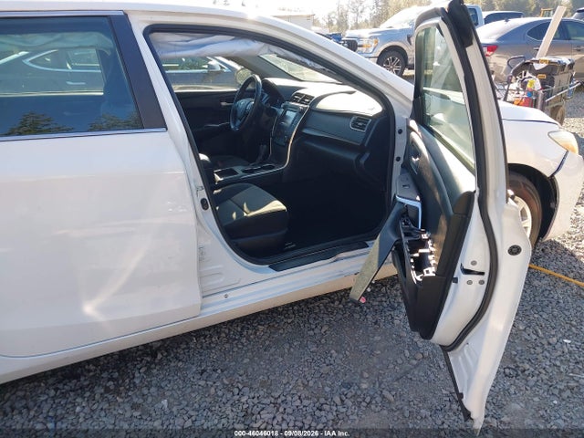 Toyota CAMRY LE 2016 4T4BF1FK2GR522039 Image 5