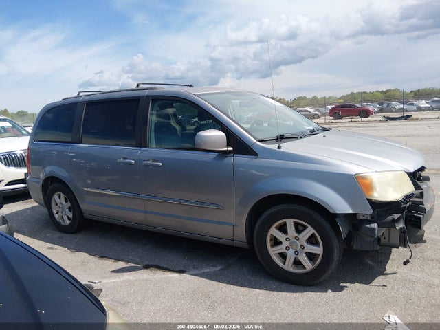 Auction sale of the 2013 Chrysler Town & Country Touring, vin: 2C4RC1BG2DR583181, lot number: 46046057